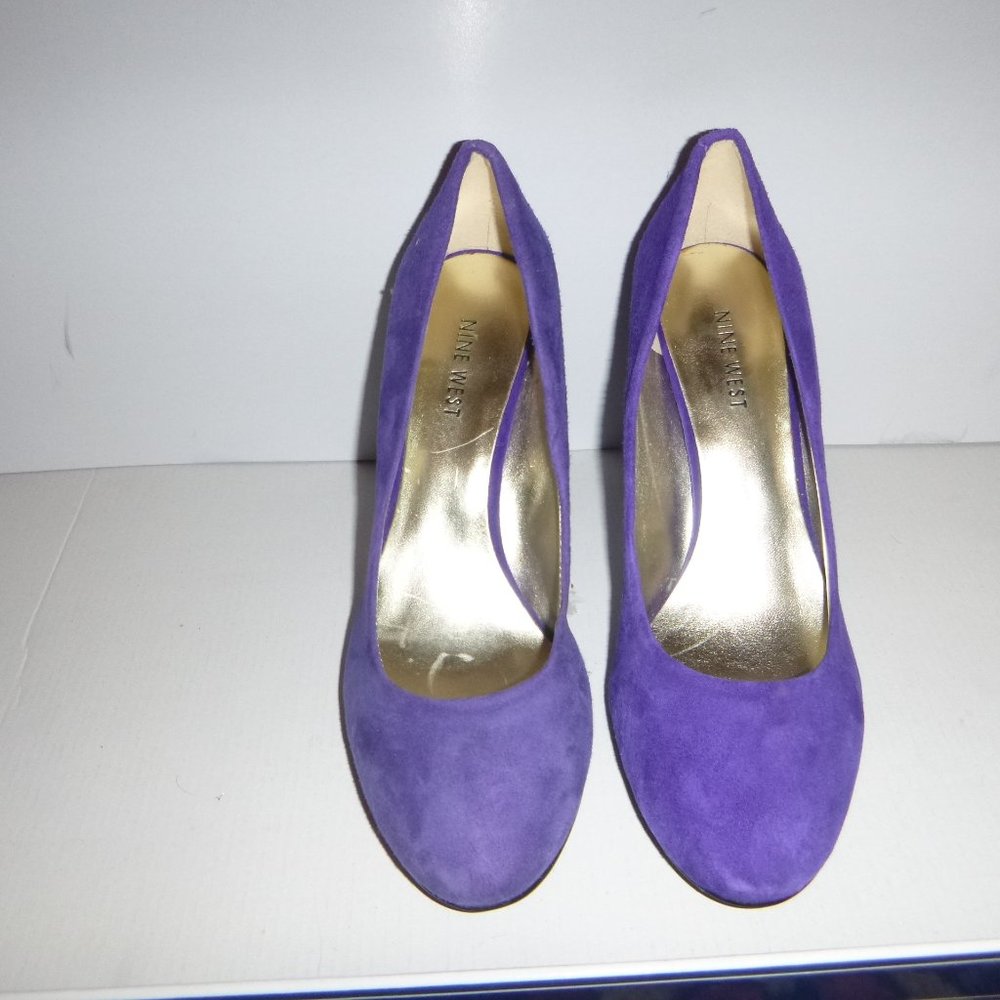 Nine West Purple velvet pumps